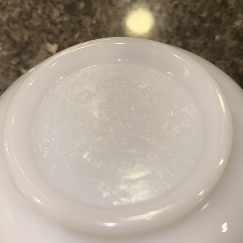 Vintage Mixing bowl made in USA glasbake sunbeam - Picture 3 of 6